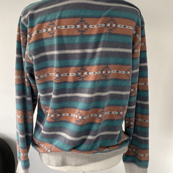 Mens medium crewneck - Picture 4 of 4